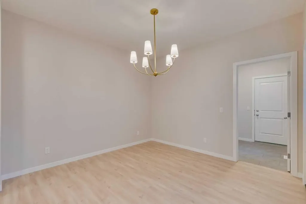 82 Alpine Common SW Calgary AB T2Y0M8