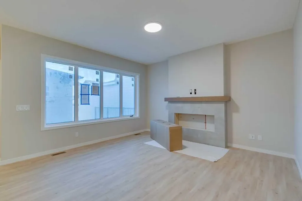 82 Alpine Common SW Calgary AB T2Y0M8