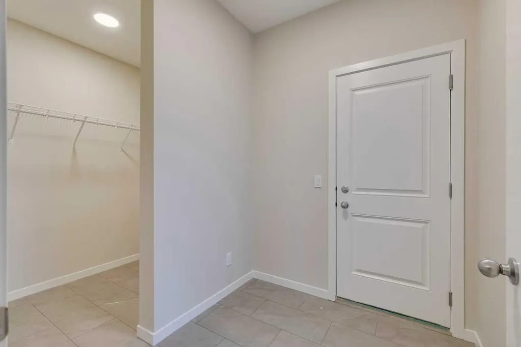 82 Alpine Common SW Calgary AB T2Y0M8