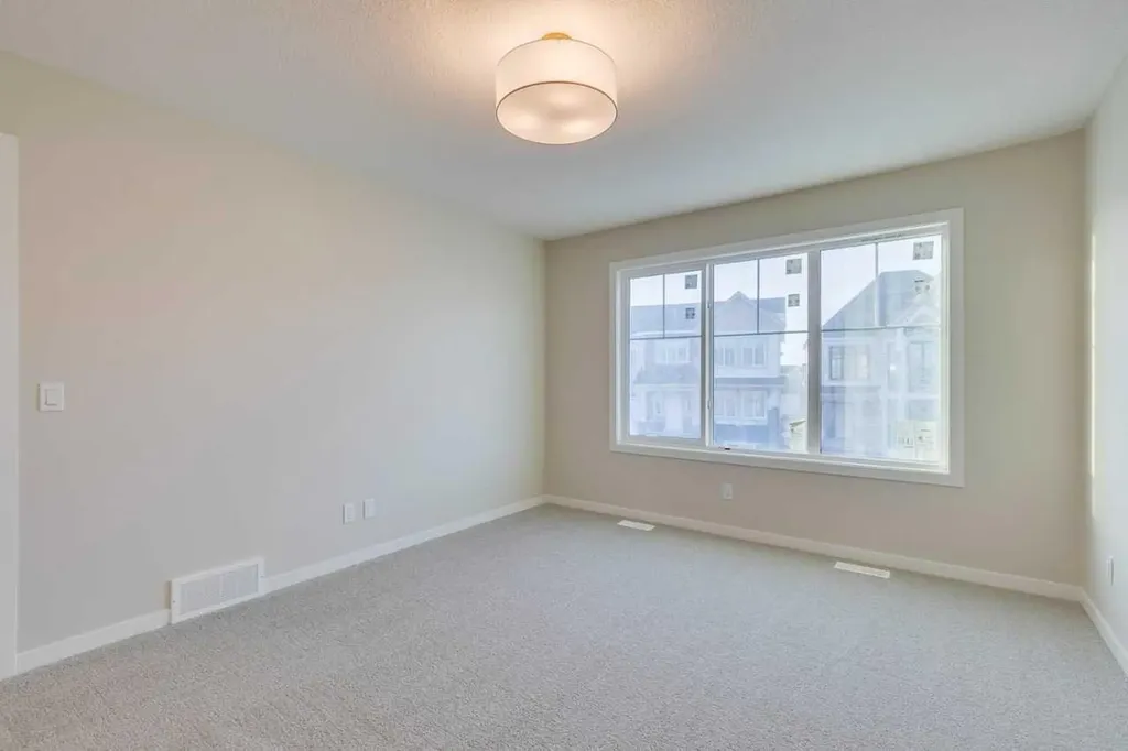 82 Alpine Common SW Calgary AB T2Y0M8