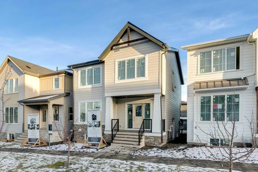 82 Alpine Common SW Calgary AB T2Y0M8