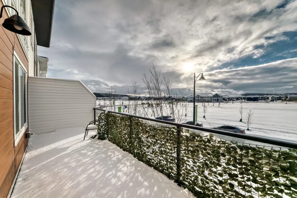 202 Creekstone Drive SW Calgary AB T2X 5L1