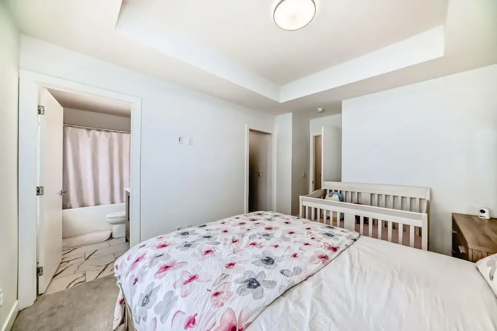 202 Creekstone Drive SW Calgary AB T2X 5L1