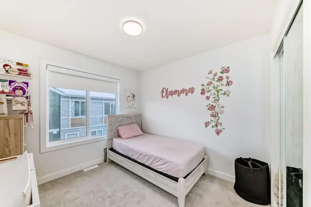 202 Creekstone Drive SW Calgary AB T2X 5L1
