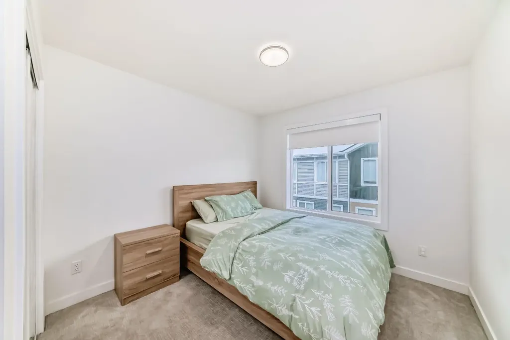 202 Creekstone Drive SW Calgary AB T2X 5L1