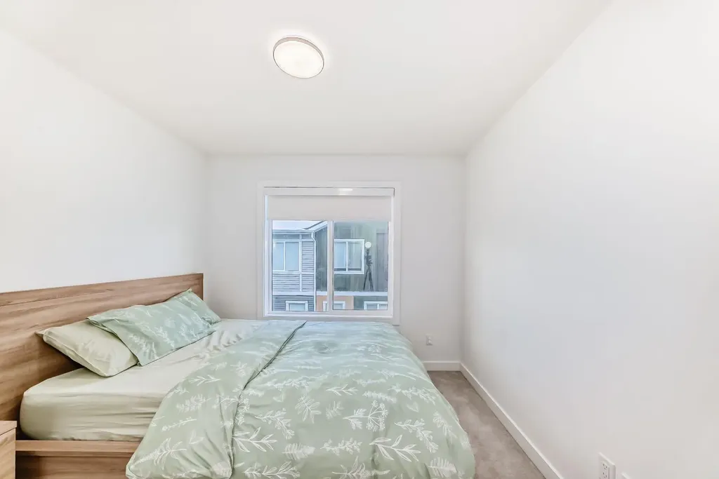 202 Creekstone Drive SW Calgary AB T2X 5L1