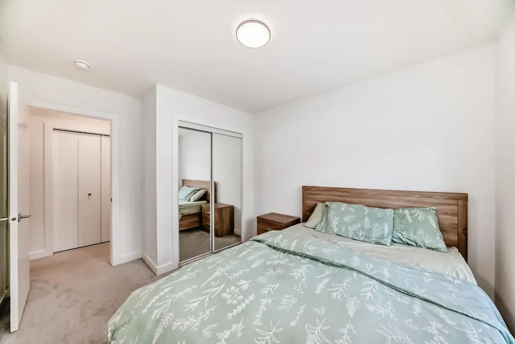 202 Creekstone Drive SW Calgary AB T2X 5L1