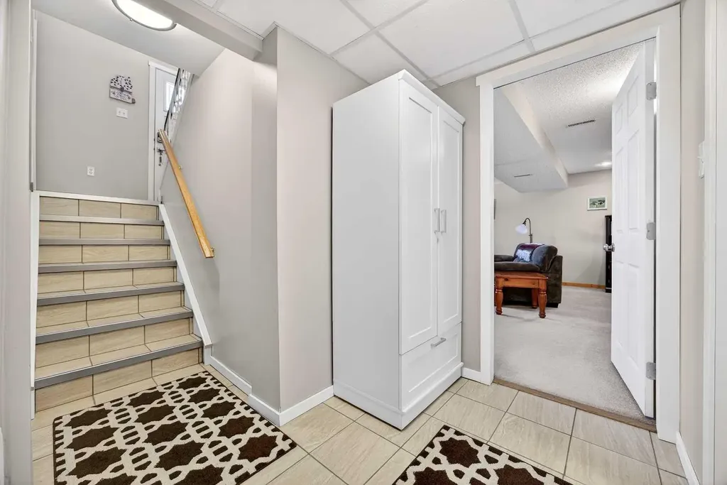 152 Maddock Way NE Calgary AB T2A3X3