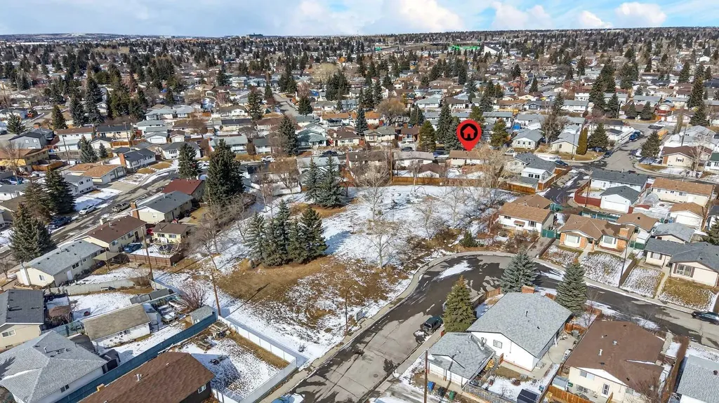 152 Maddock Way NE Calgary AB T2A3X3