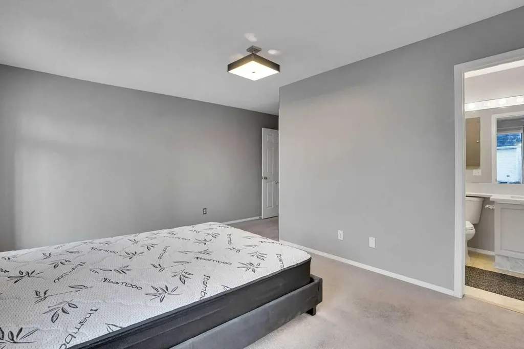 170 Citadel Gardens NW Calgary AB t3g 3x6