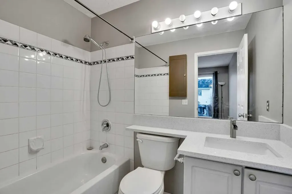 170 Citadel Gardens NW Calgary AB t3g 3x6