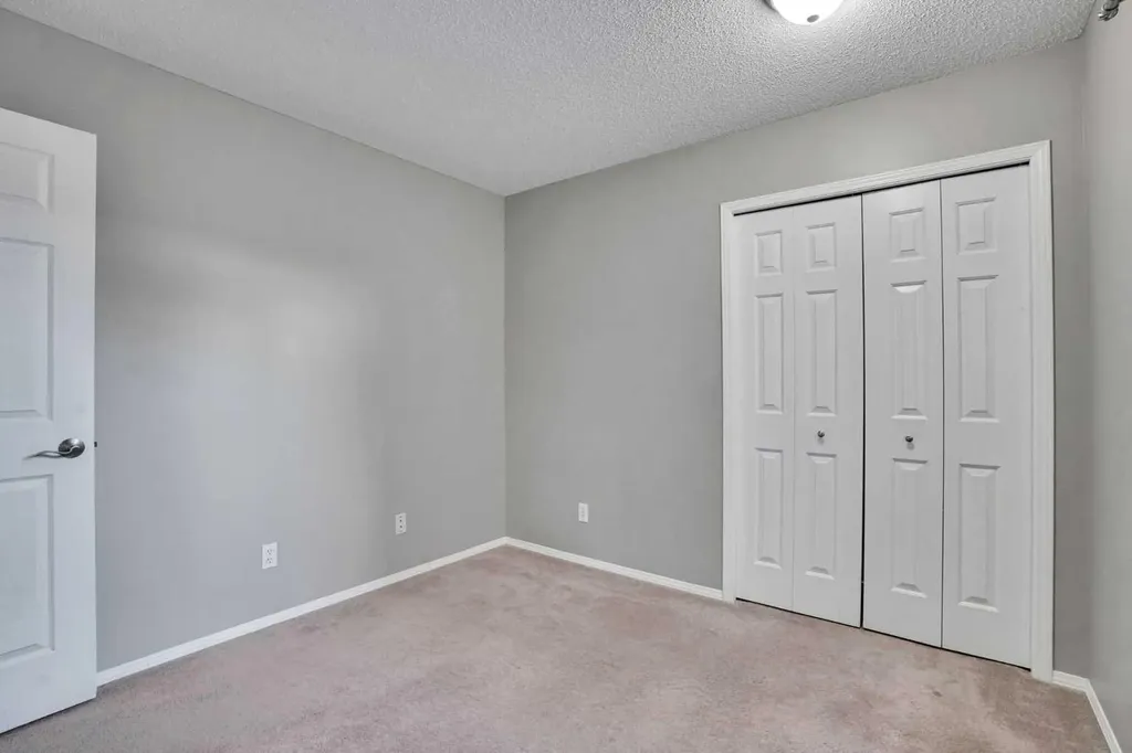 170 Citadel Gardens NW Calgary AB t3g 3x6