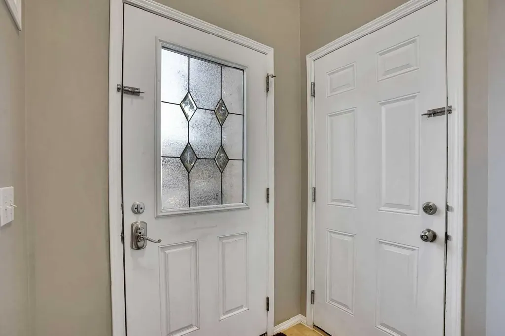 170 Citadel Gardens NW Calgary AB t3g 3x6