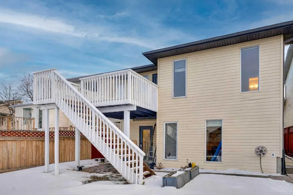 170 Citadel Gardens NW Calgary AB t3g 3x6