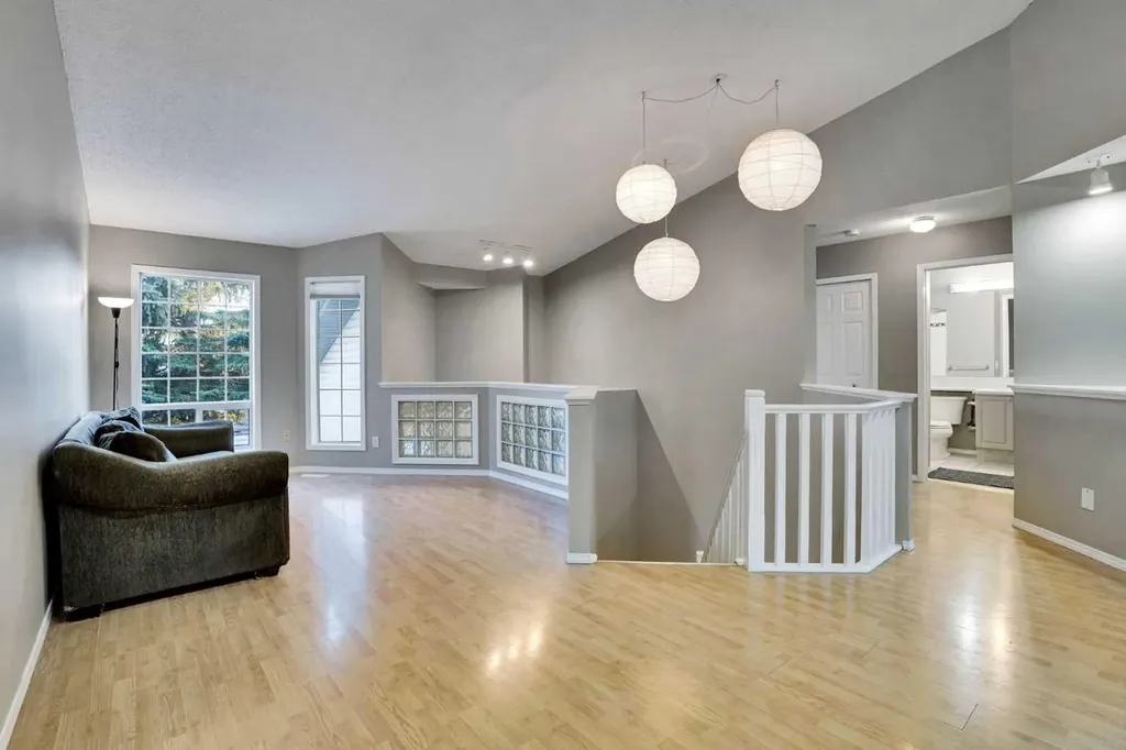 170 Citadel Gardens NW Calgary AB t3g 3x6