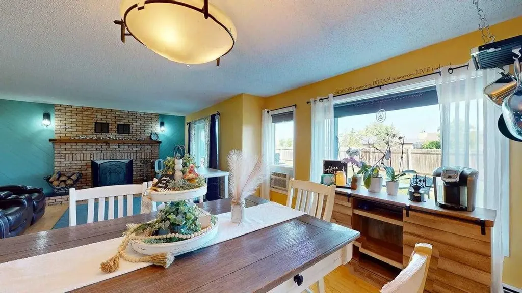 185 Oaks Bay Fort Mcmurray AB T9K 1P9