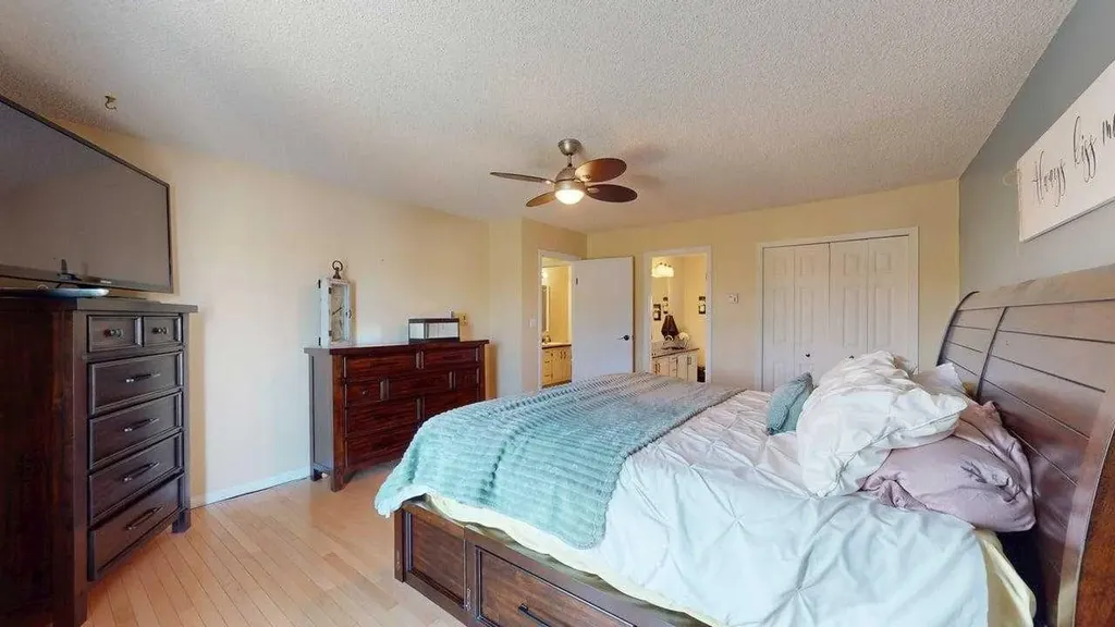 185 Oaks Bay Fort Mcmurray AB T9K 1P9