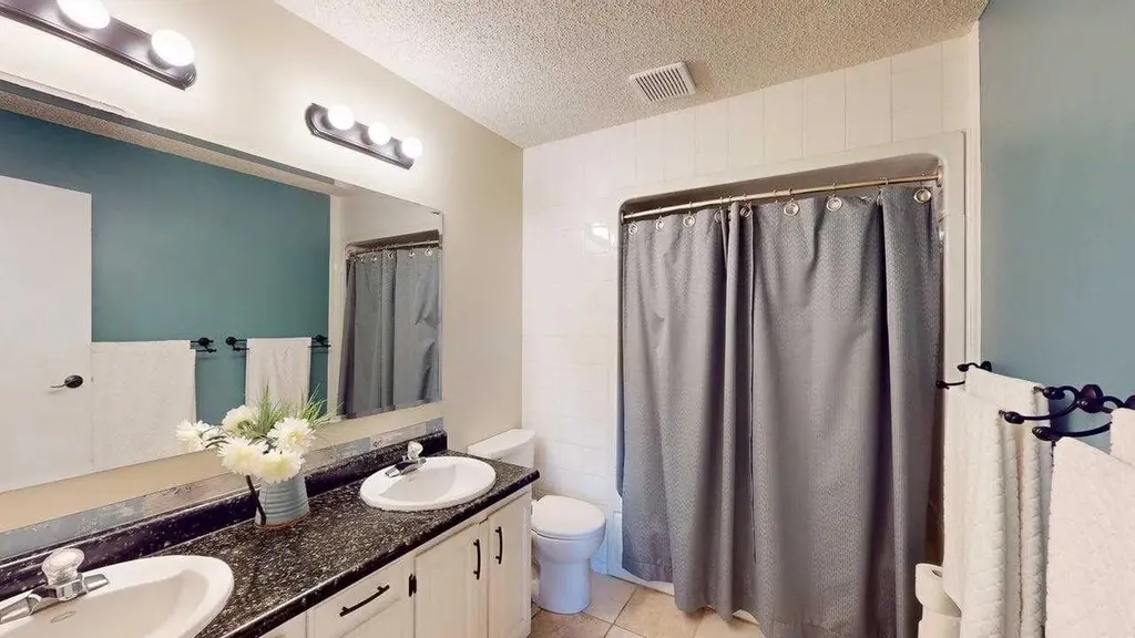 185 Oaks Bay Fort Mcmurray AB T9K 1P9