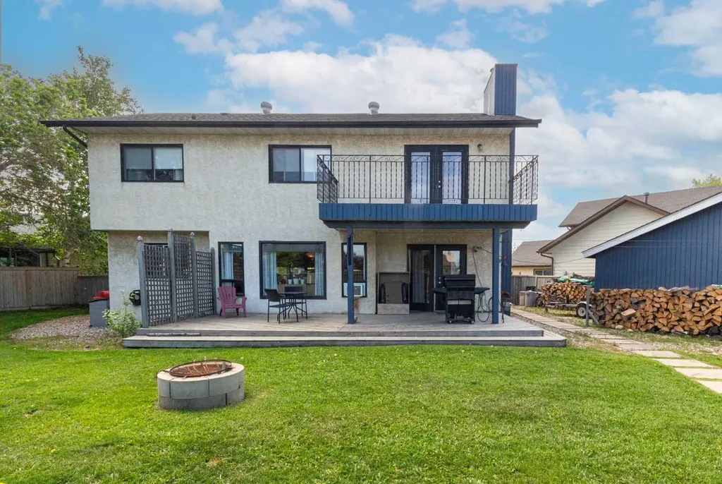 185 Oaks Bay Fort Mcmurray AB T9K 1P9