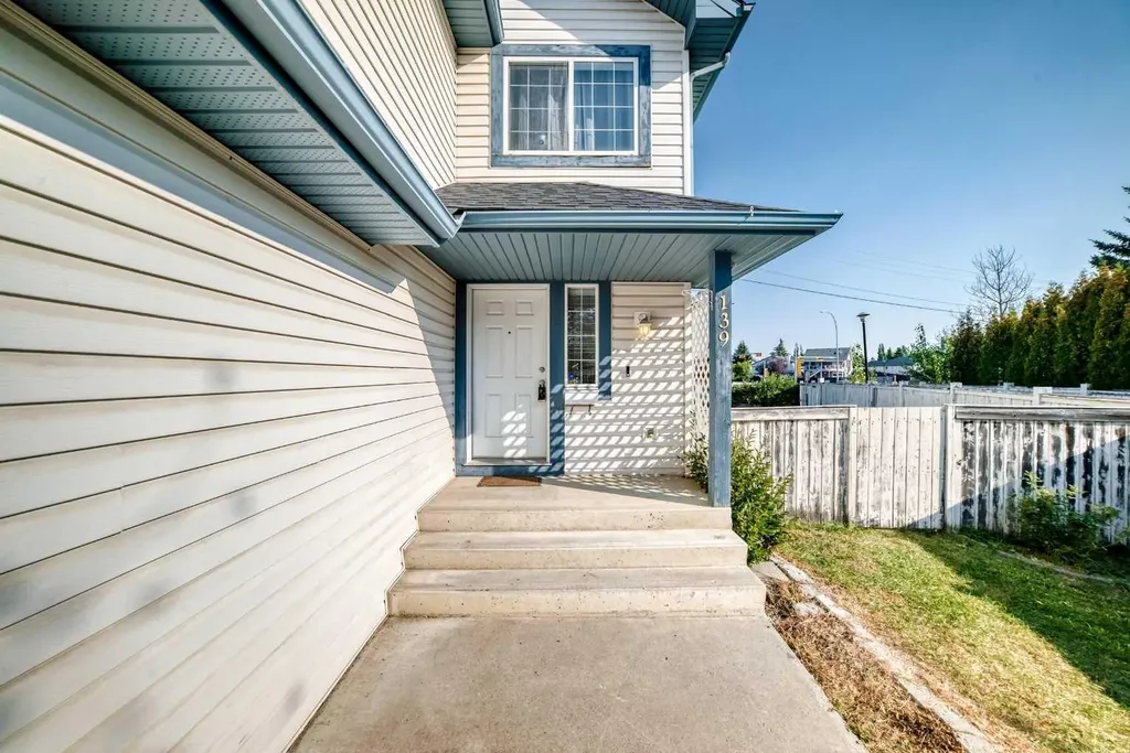 139 Bridlewood Circle SW Calgary AB T2Y 3L1