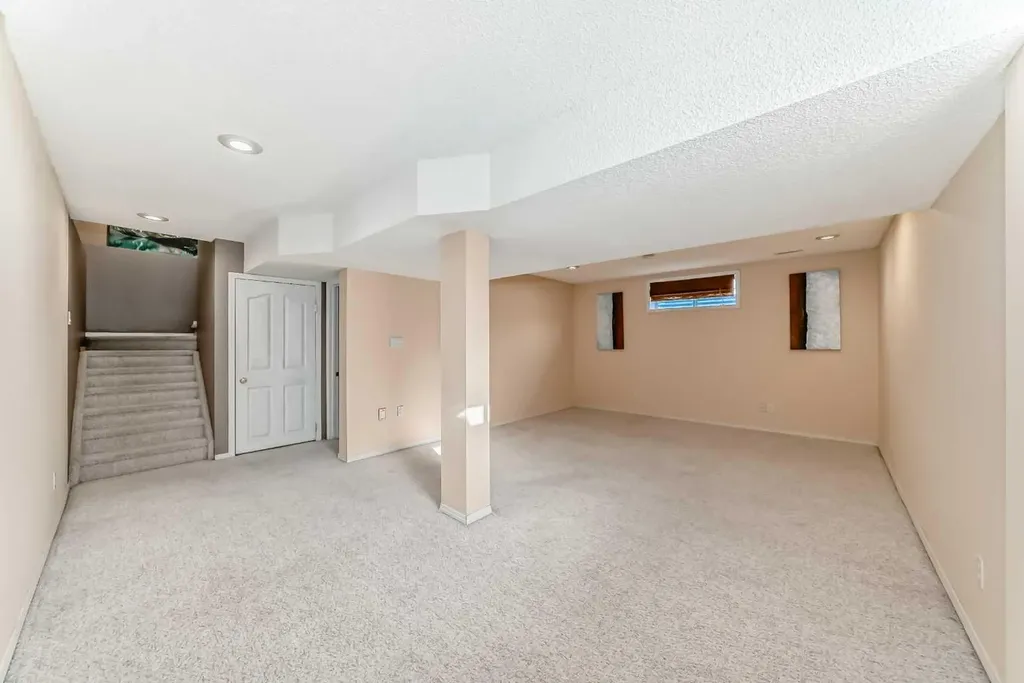 139 Bridlewood Circle SW Calgary AB T2Y 3L1