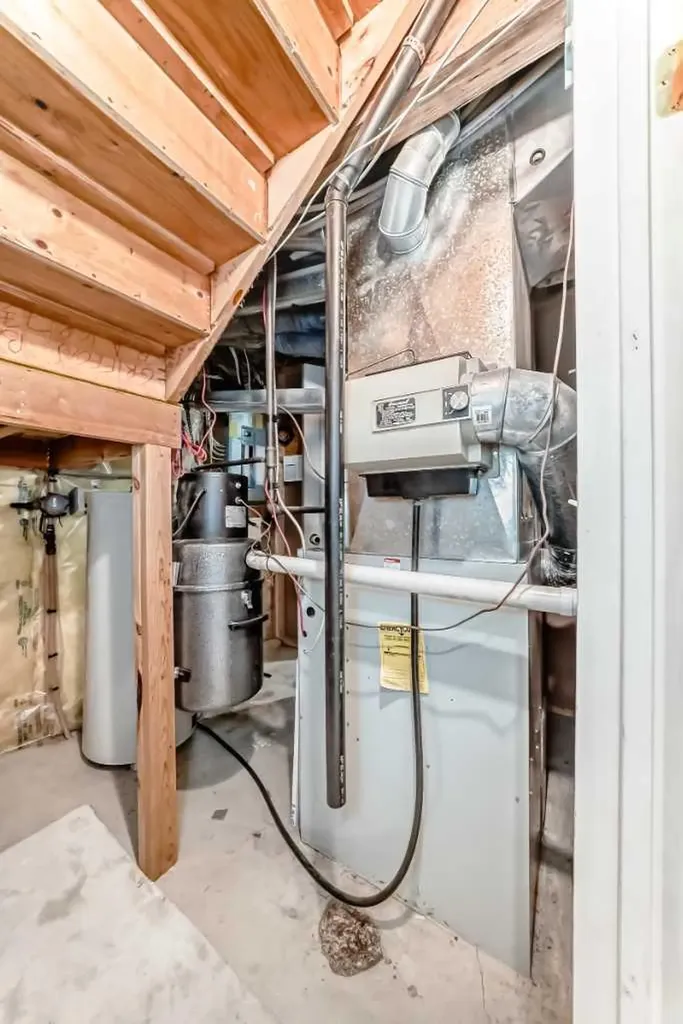 139 Bridlewood Circle SW Calgary AB T2Y 3L1