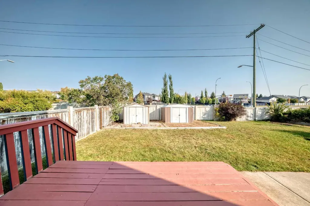 139 Bridlewood Circle SW Calgary AB T2Y 3L1