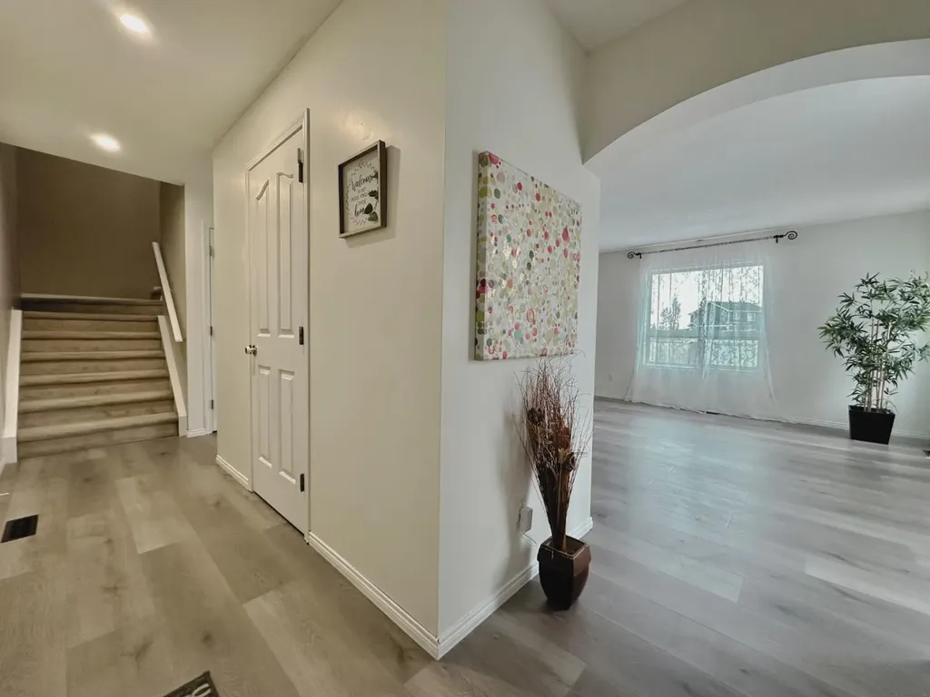 139 Bridlewood Circle SW Calgary AB T2Y 3L1