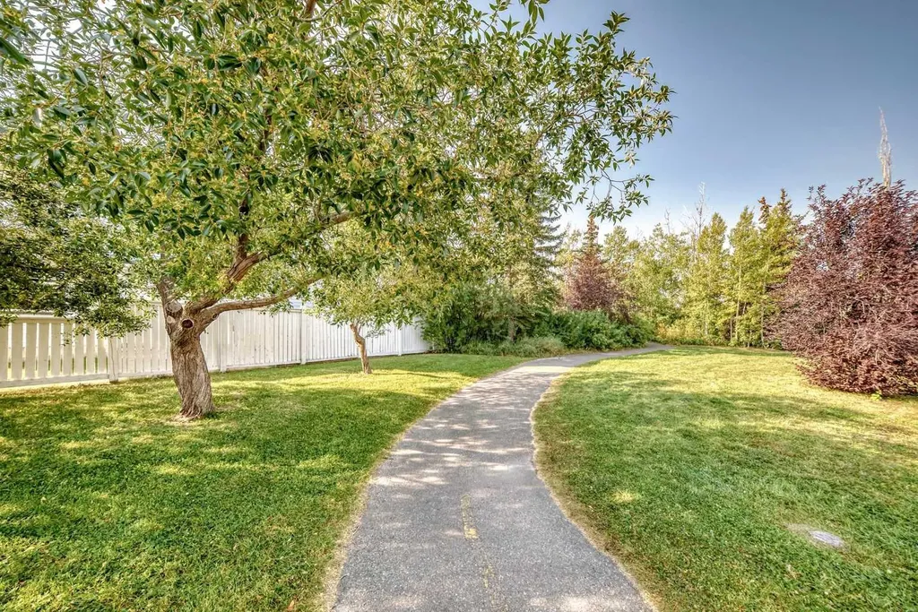 139 Bridlewood Circle SW Calgary AB T2Y 3L1