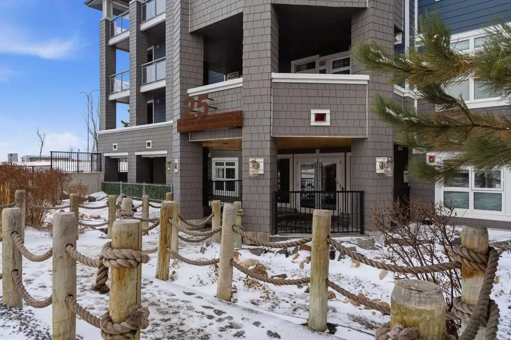 25 Auburn Meadows Avenue SE Calgary AB T3M 2L3