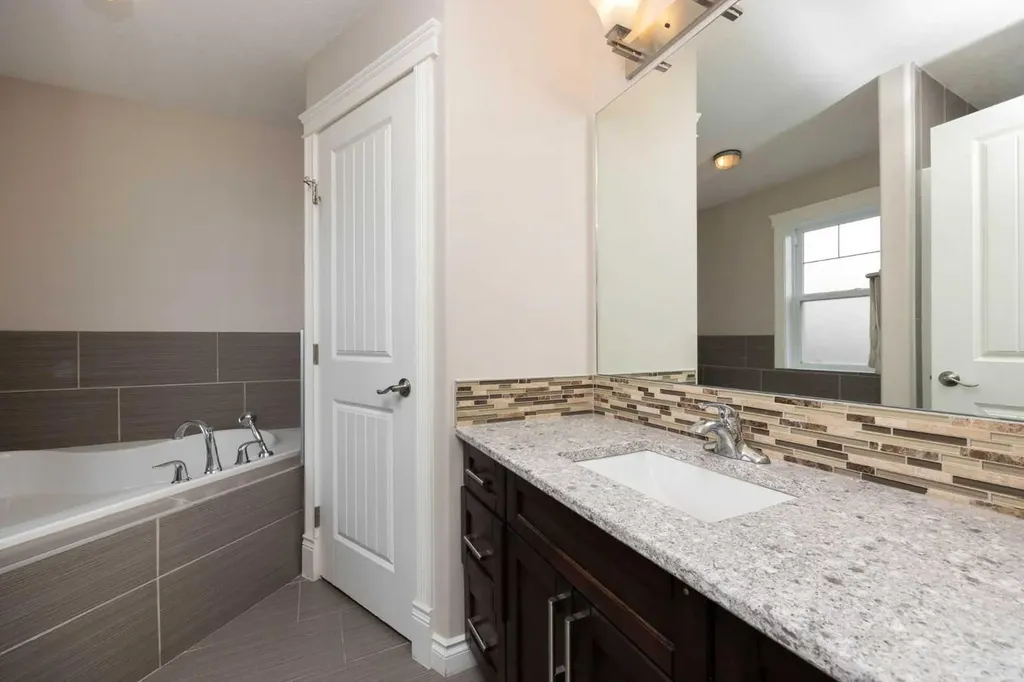 157 Coniker Crescent Fort Mcmurray AB T9K 0Y3