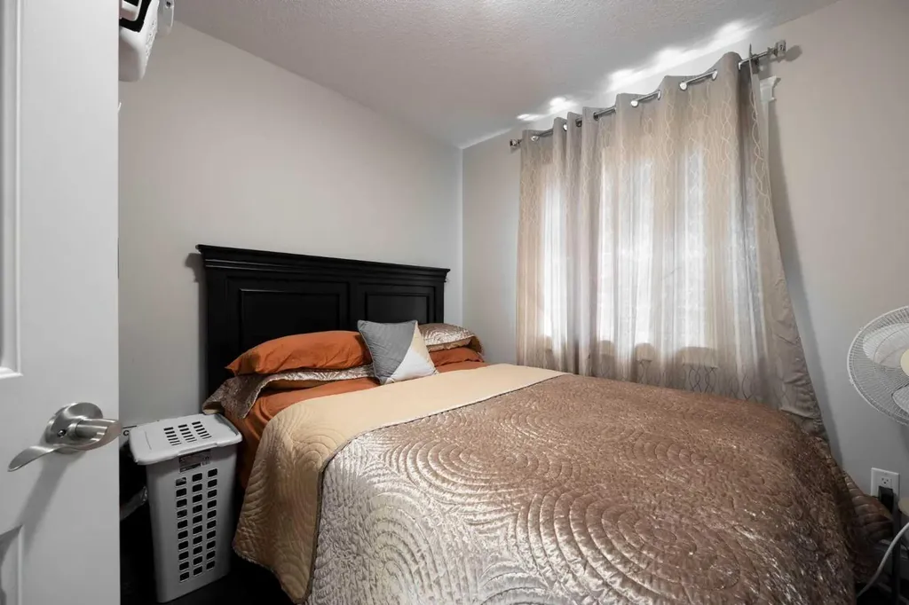 157 Coniker Crescent Fort Mcmurray AB T9K 0Y3
