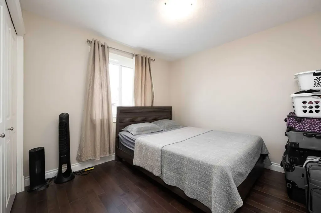 157 Coniker Crescent Fort Mcmurray AB T9K 0Y3