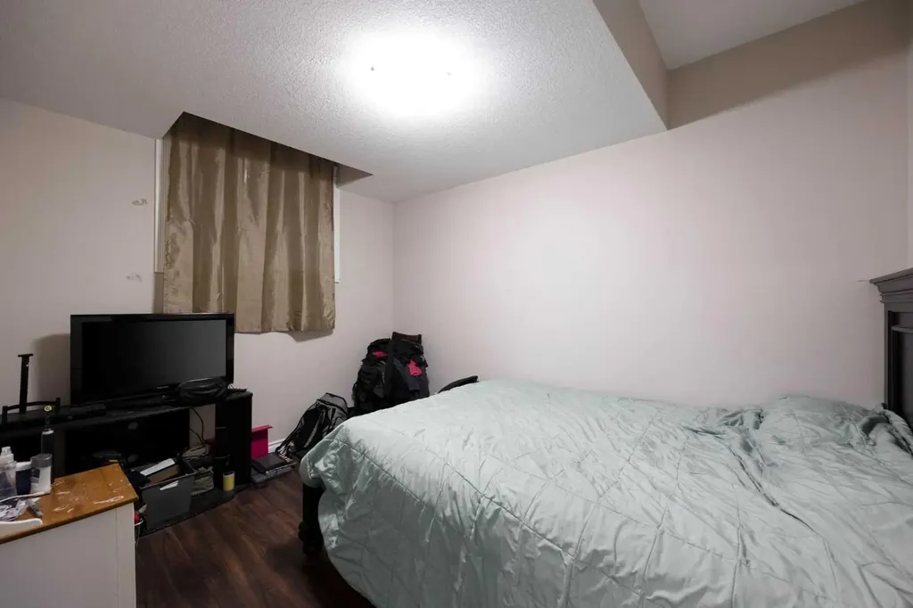 157 Coniker Crescent Fort Mcmurray AB T9K 0Y3