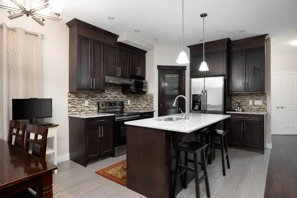 157 Coniker Crescent Fort Mcmurray AB T9K 0Y3