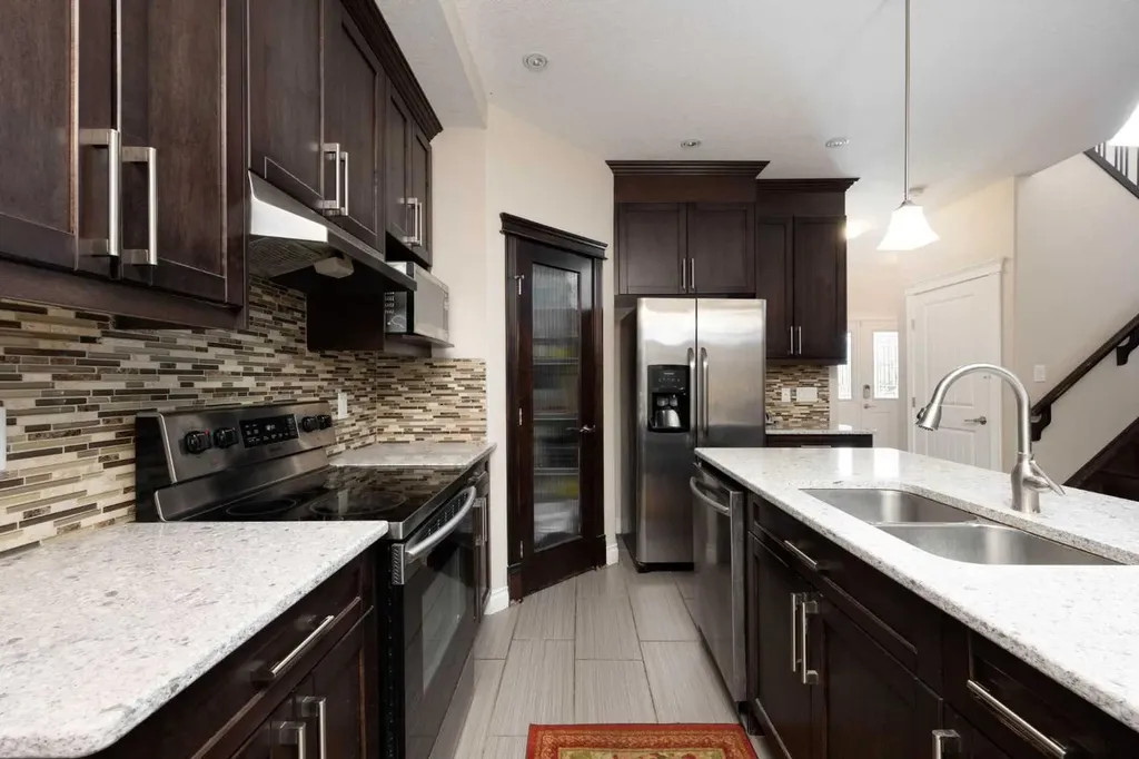 157 Coniker Crescent Fort Mcmurray AB T9K 0Y3