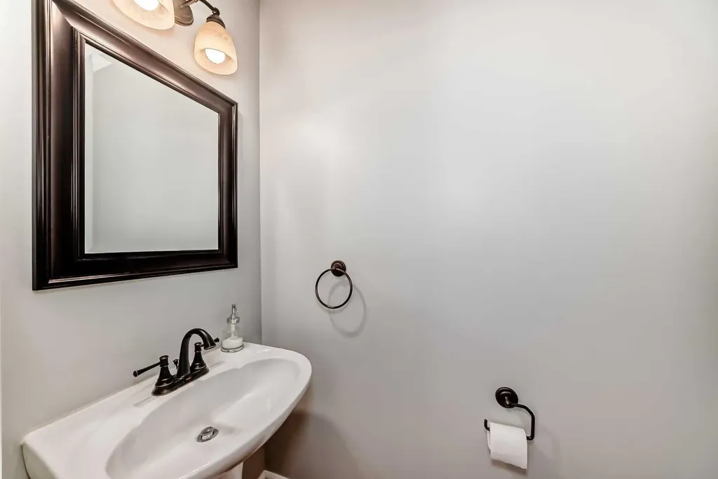 31 Coventry Road NE Calgary AB T3K 5M9