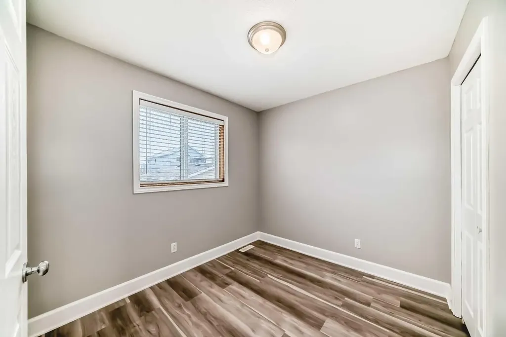 31 Coventry Road NE Calgary AB T3K 5M9