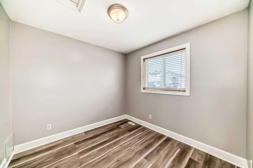 31 Coventry Road NE Calgary AB T3K 5M9