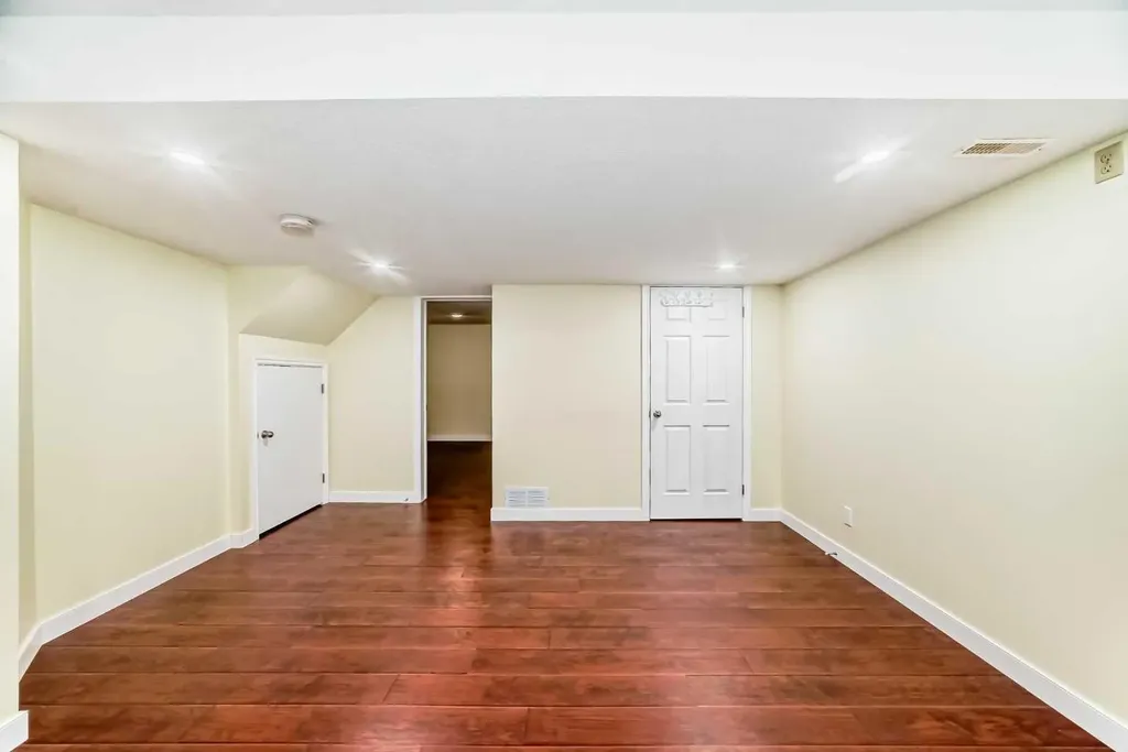 31 Coventry Road NE Calgary AB T3K 5M9