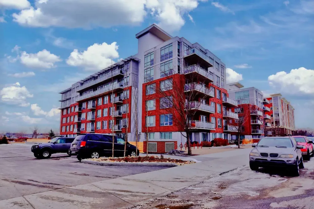 63 Inglewood Park SE Calgary AB T2G 1B7