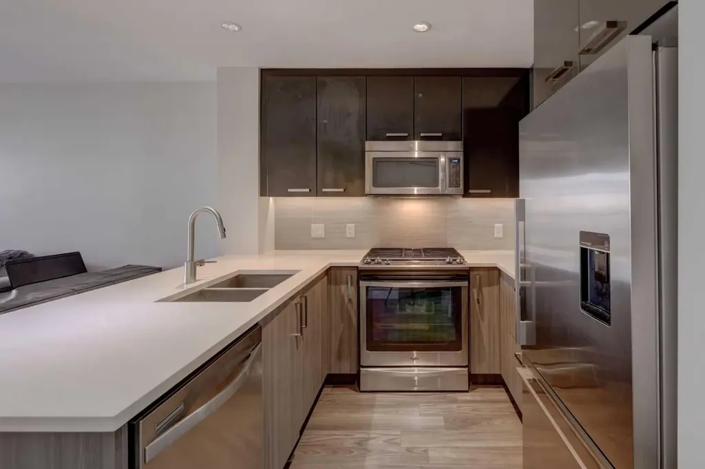510 Edmonton Trail NE Calgary AB T2E 0J7