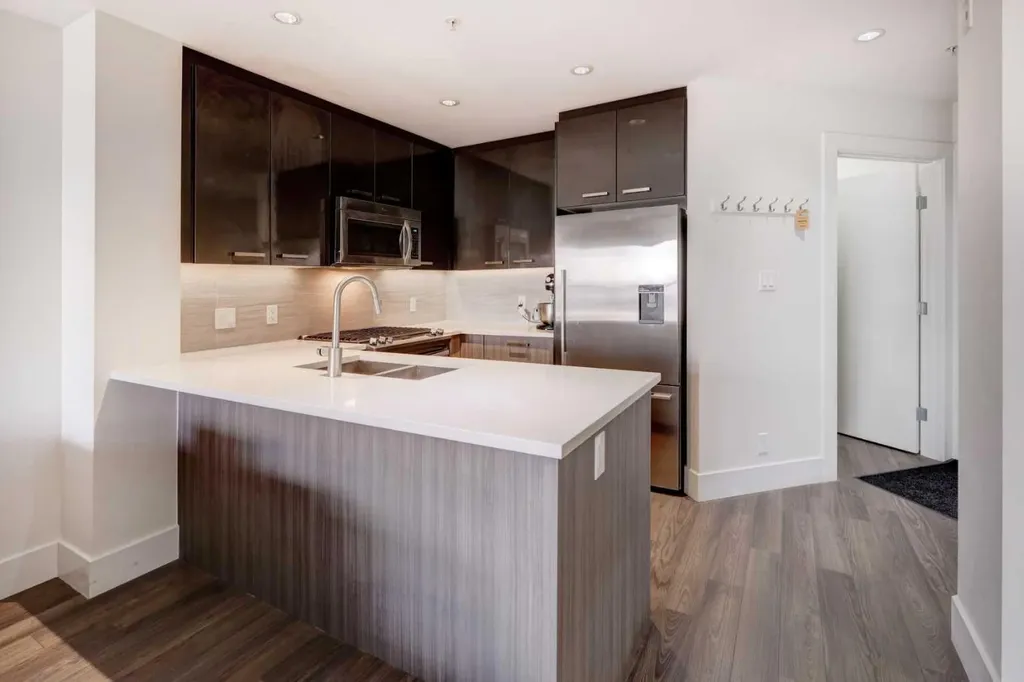 510 Edmonton Trail NE Calgary AB T2E 0J7