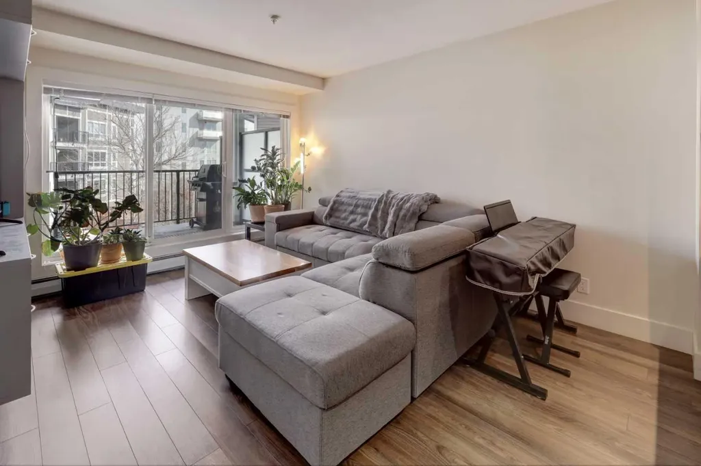 510 Edmonton Trail NE Calgary AB T2E 0J7