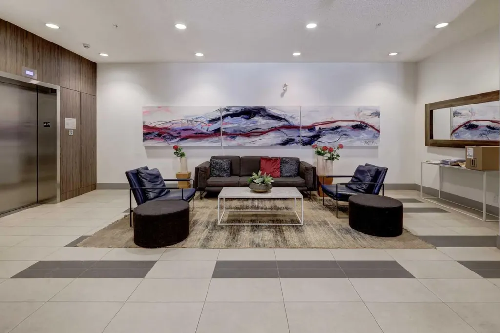 510 Edmonton Trail NE Calgary AB T2E 0J7