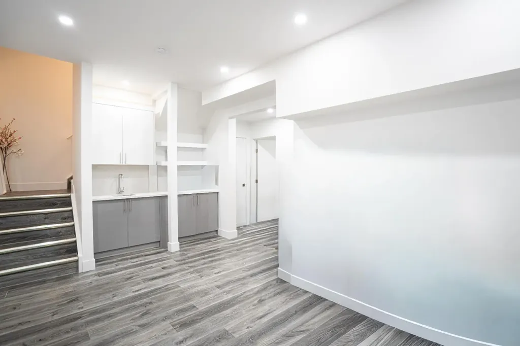 321 Kinniburgh Cove Chestermere AB T1X 0P4