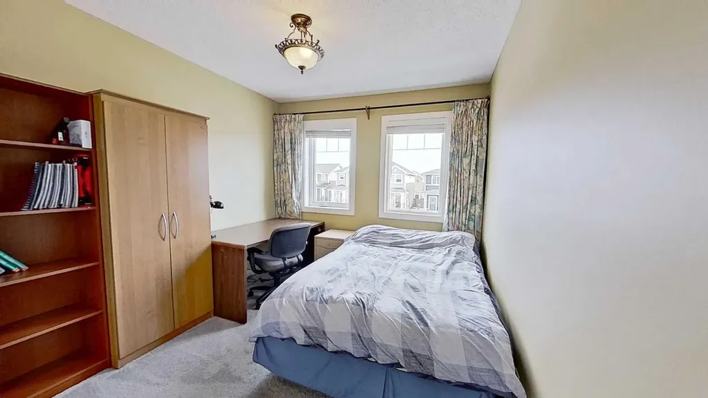 109 Heartland Boulevard Cochrane AB T4C2R1