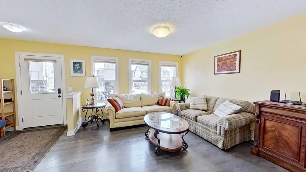 109 Heartland Boulevard Cochrane AB T4C2R1