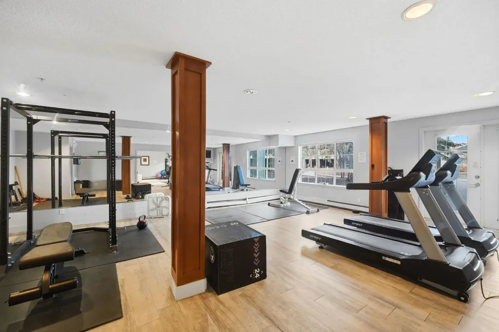35 Richard Court SW Calgary AB T3E 7N9