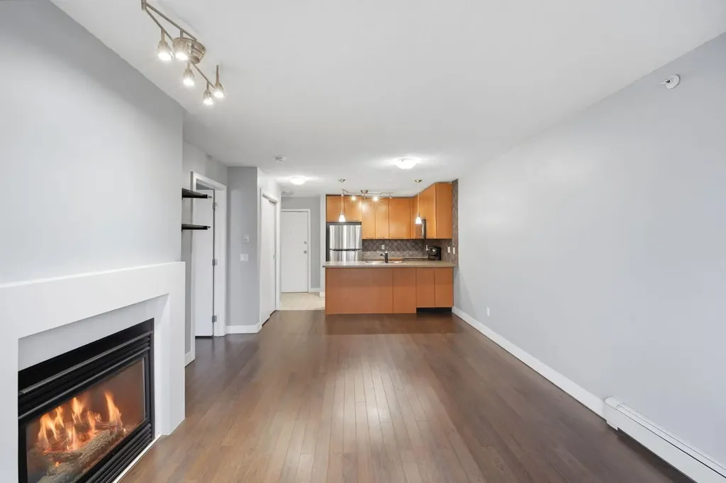 35 Richard Court SW Calgary AB T3E 7N9